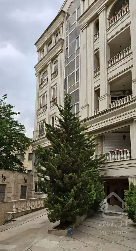 ۱۵۵متر/۳خـواب/۲پـارکـینـگ/ویو چشـم نواز/ازگل