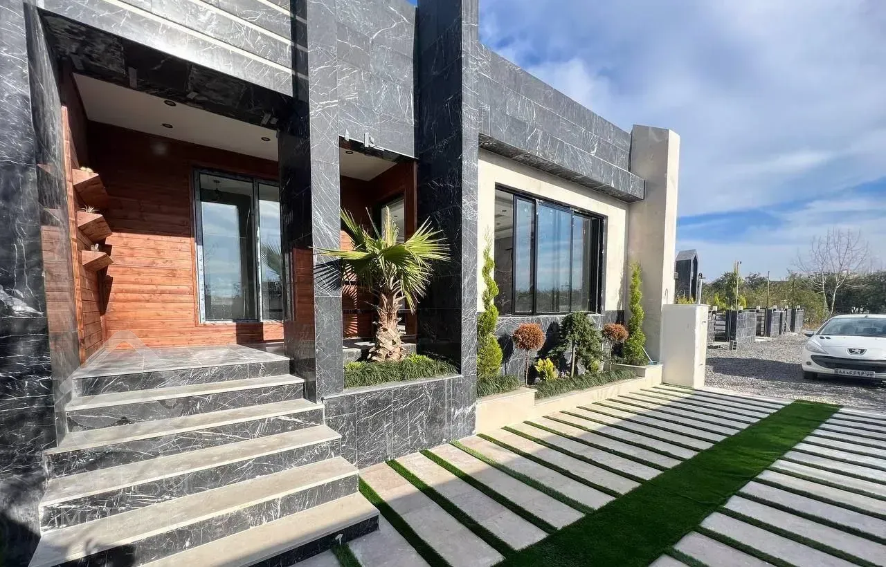 ویلا باغچه همکف 210 متری شهرک برند سند تک‌برگ