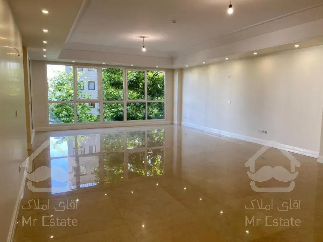 خرید آپارتمان ۲۴۰ متری نوساز ، نیاوران