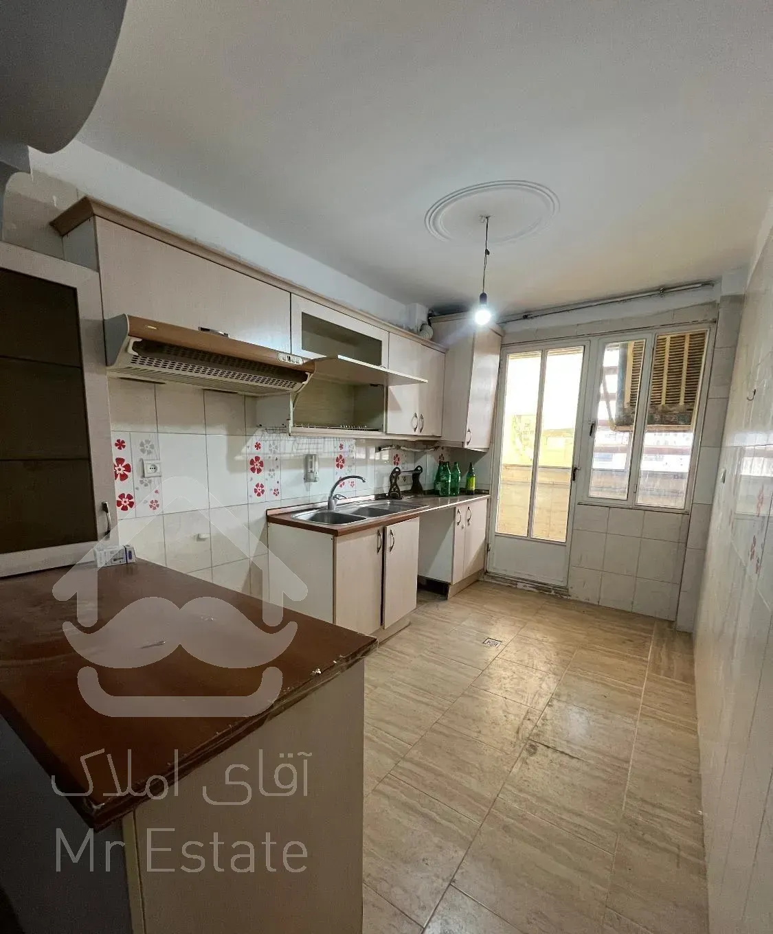 ۸۱ متر رسالت ۲ خواب/ تخلیه / مالک منعطف