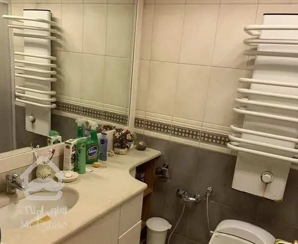 باغ فردوس ۲۲۵ متر ۳ خواب ۲ پارکینگ سندی