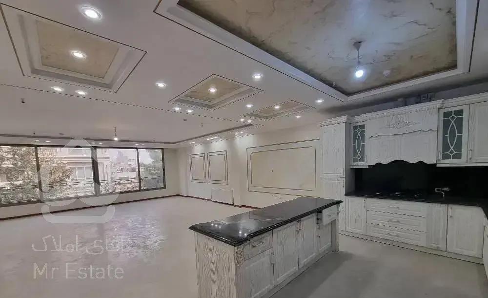 آپارتمان ۱۶۵ متری