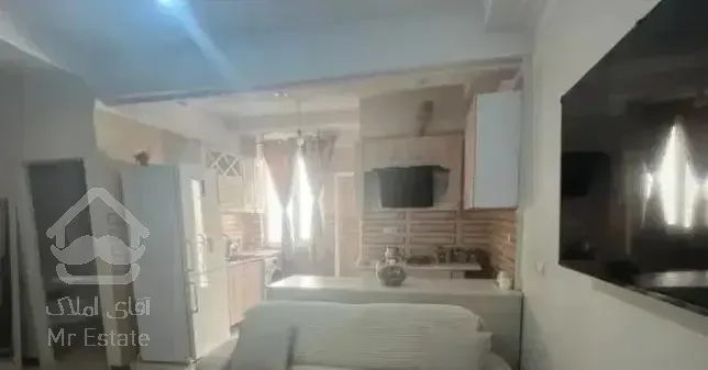 55متر/فول امکانات/نوساز/گذر12/پارکینگ غیرمزاحم