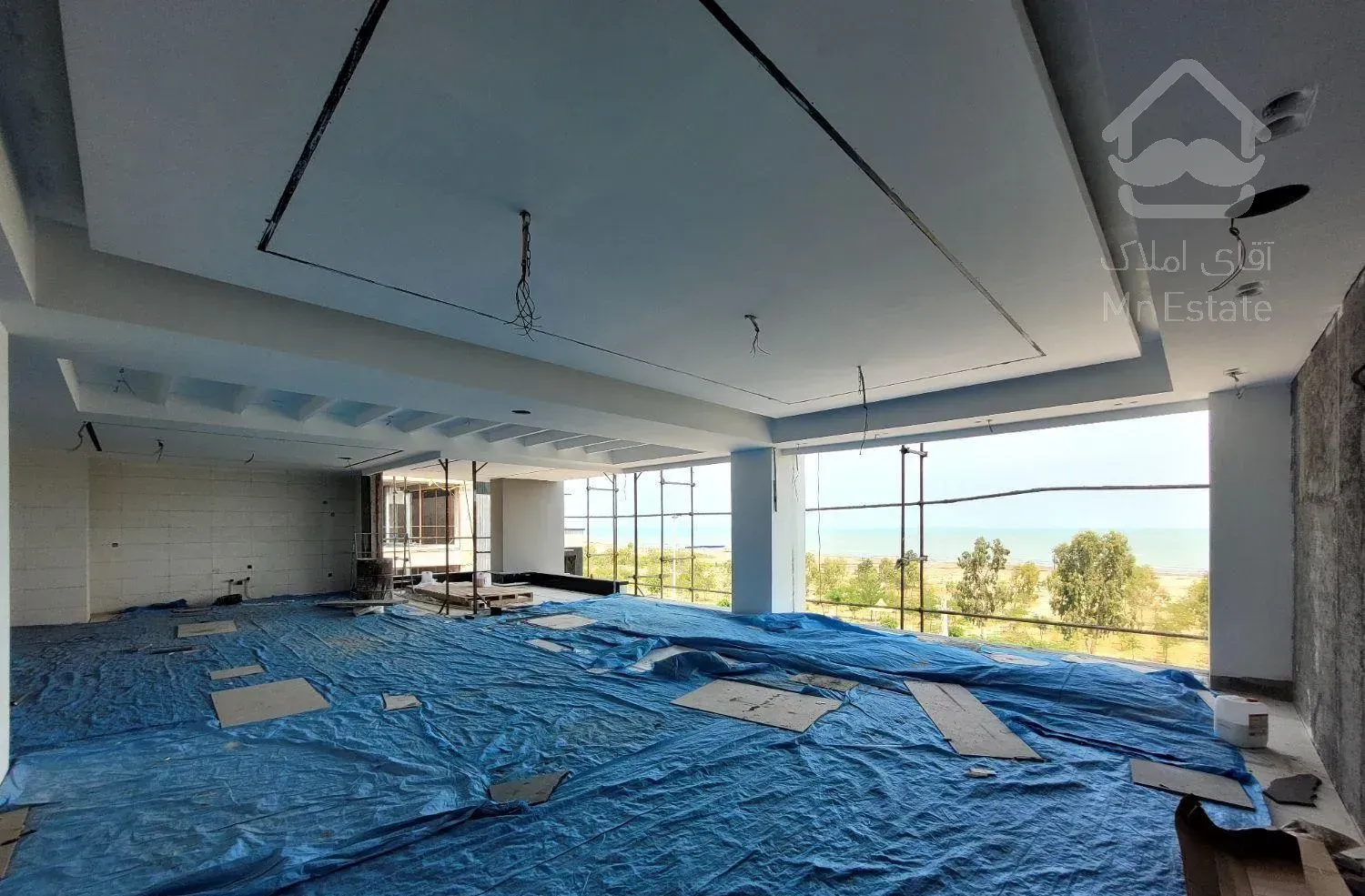 فروش آپارتمان ۳۰۰ متر لوکس ، پلاک ۱ ساحل