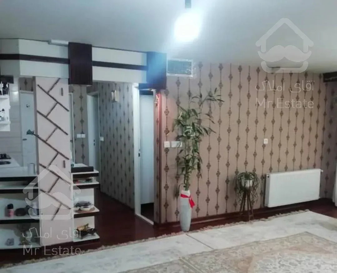 ۶۵ متری دوخواب طبقه اول حیاط اختصاصی