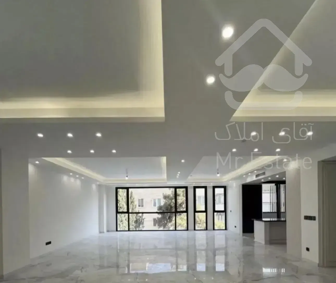 ۱۶۵ متر/تکواحدی/غرق در نور/پلان بدون پرتی/۲پارکینگ