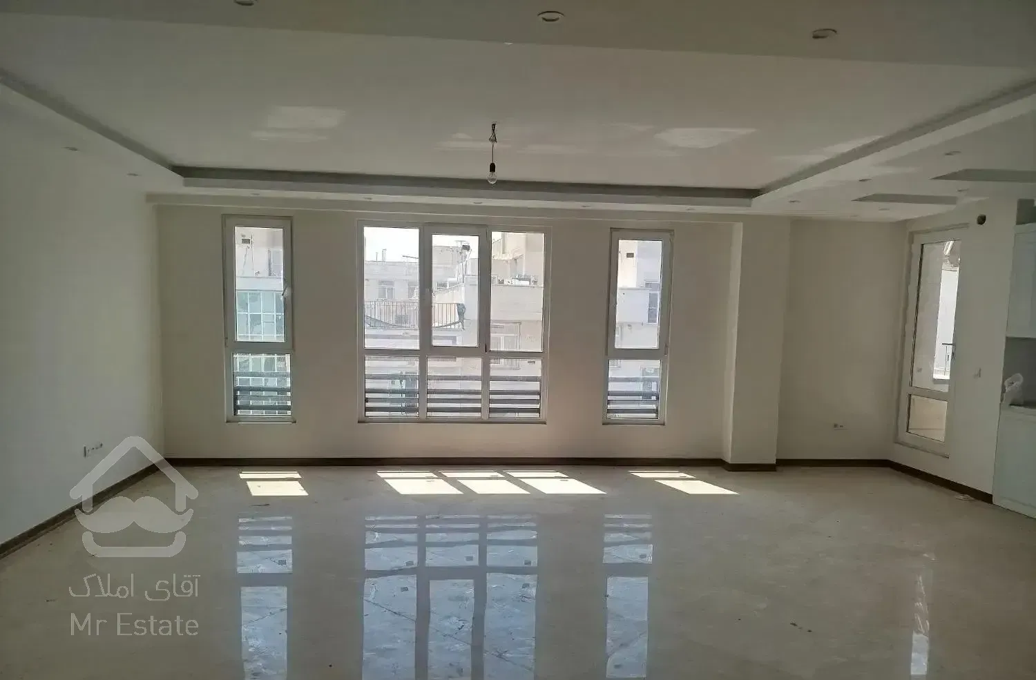 ایران عظیم زادگان ۱۴۵ متر برند منطقه