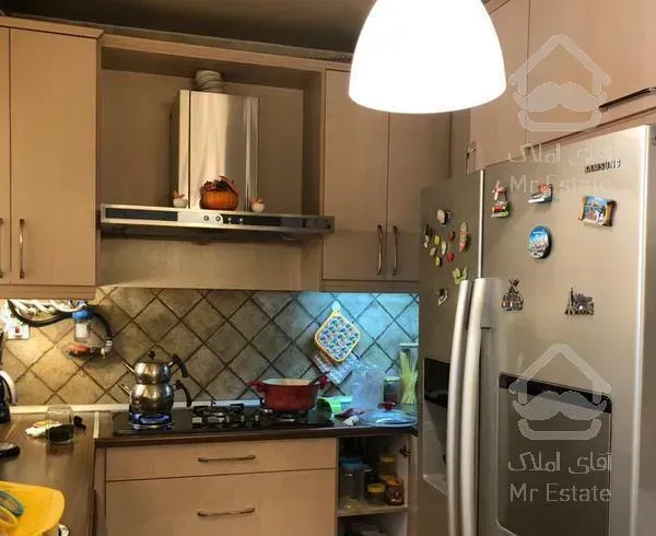 آپارتمان ۱۳۴ متری ، ولیعصر پسیان ظریف نیا