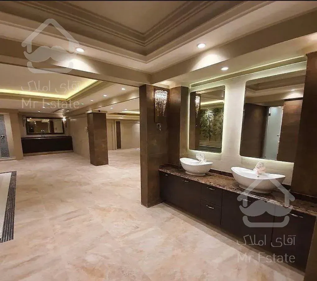 ۱۹۰ متر فرمانیه شرقی /پاگرد مجزا