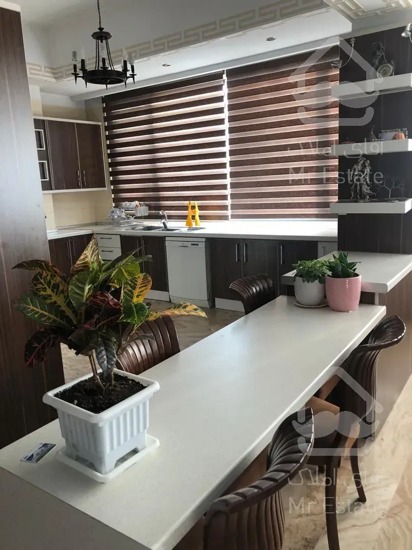 فروش ۱۷۰ متر شخصی ساز کوهک / ۳خواب