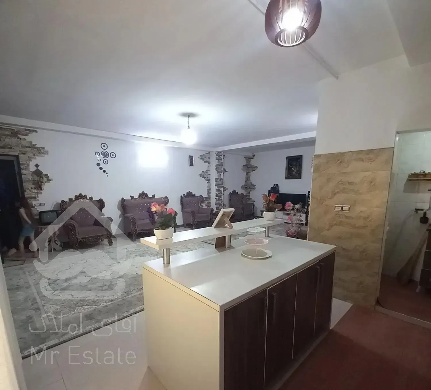 رهن کامل ۴۰۰ میلیون ۱۰۵ متری طبقه دوم با اسانسور