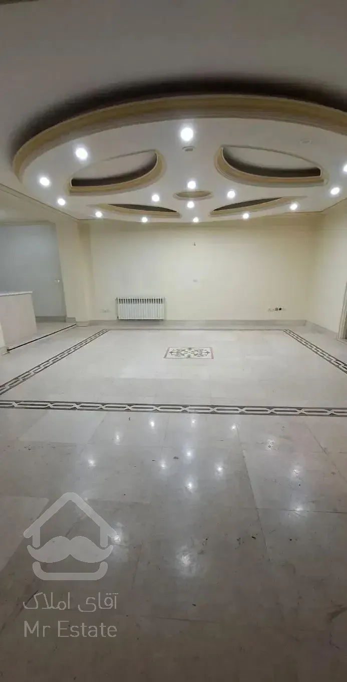 ۱۲۰متر/تک واحدی/ سالن پرده خور/ رزها/ شهرک راه آهن