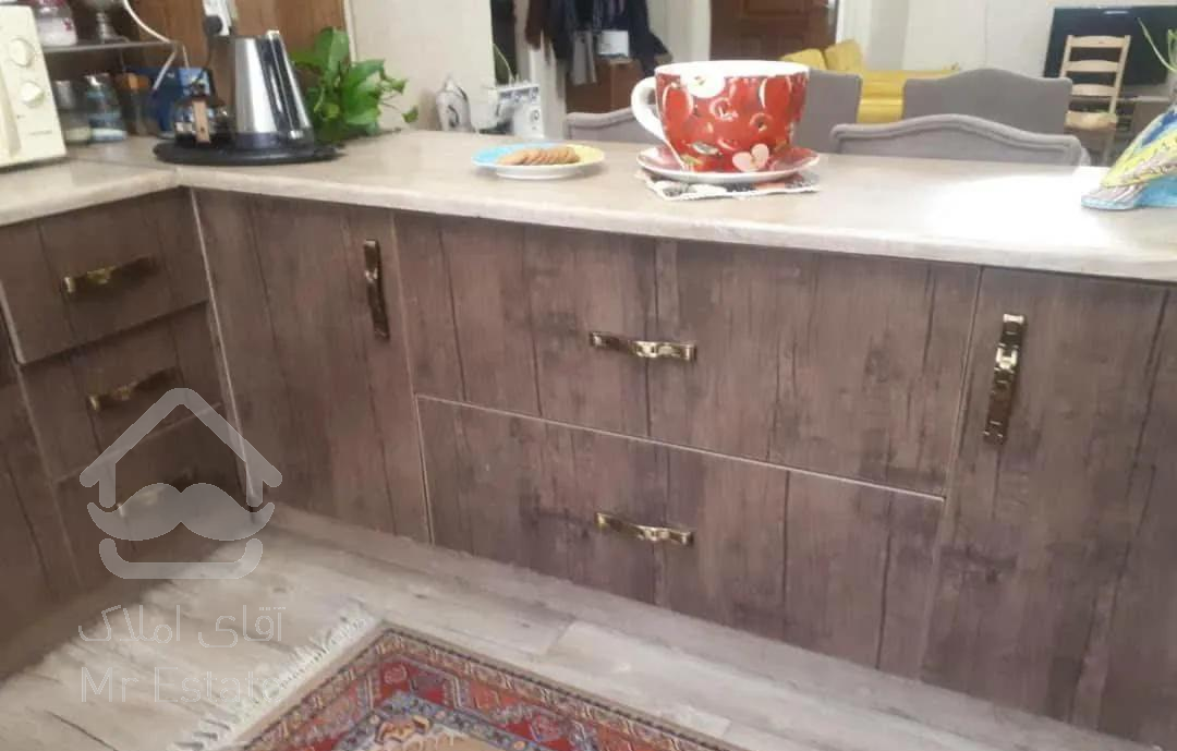 آپارتمان 74خیابان صایب تبریزی با پارکینگ