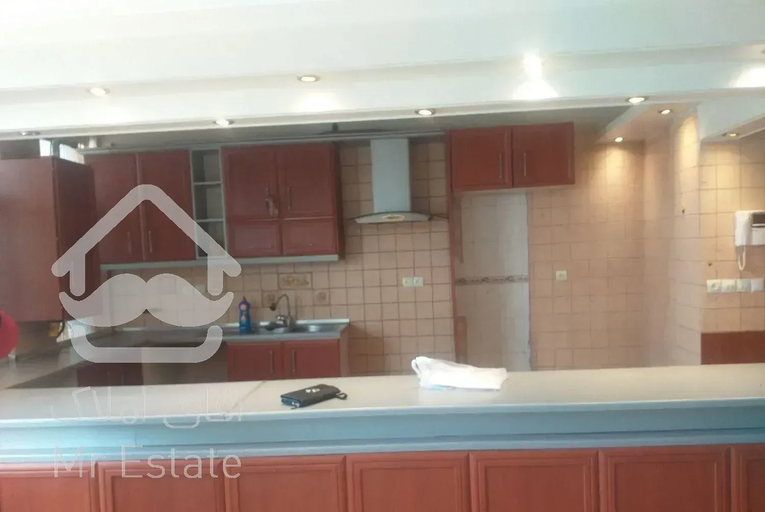 آپارتمان ۹۴متر دو خوابه کریمخان سنایی