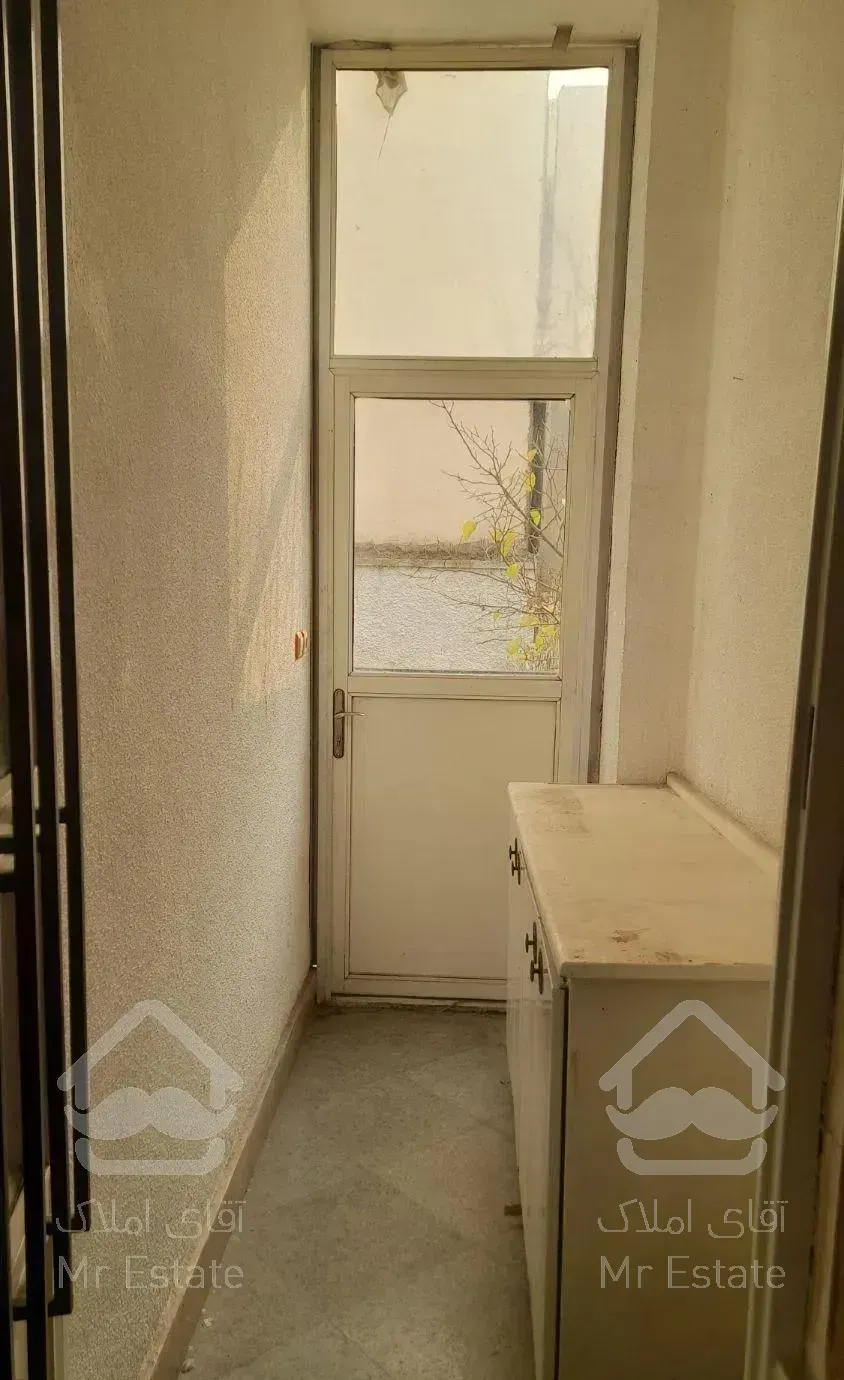 ۵۴ متر دانشگاه جمهوری