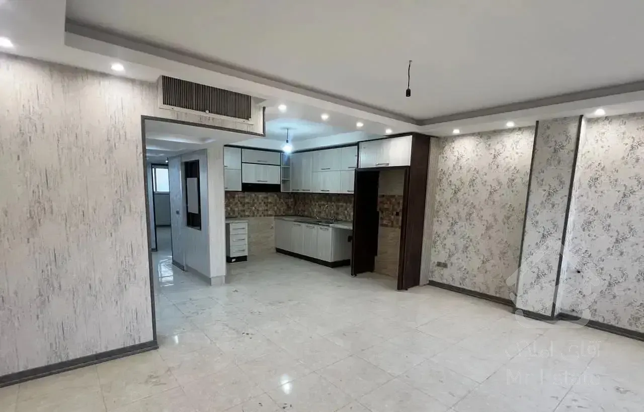 فروش اپارتمان در مشتاق دوم با لوکیشن عالی و مناسب