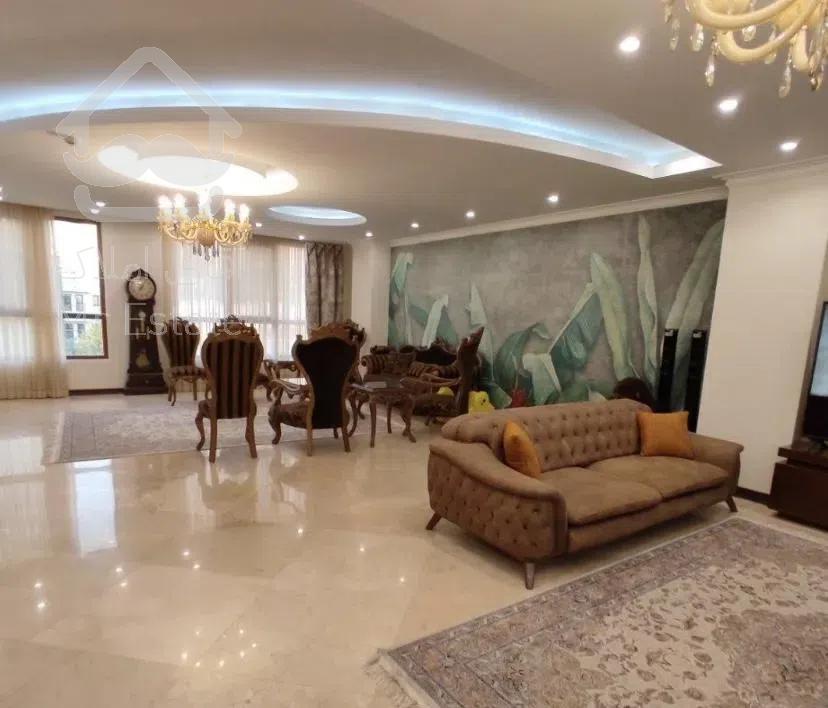 ۱۳۵متر،۳خواب،خوش نقشه،فول امکانات،سازمان برنامه