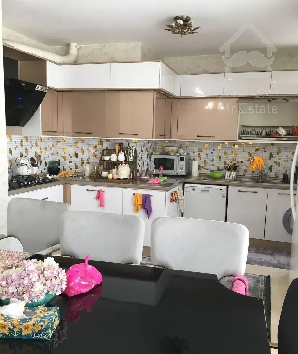 آپارتمان شهری ۱۱۰متری سنددار خیابان امام نسیم