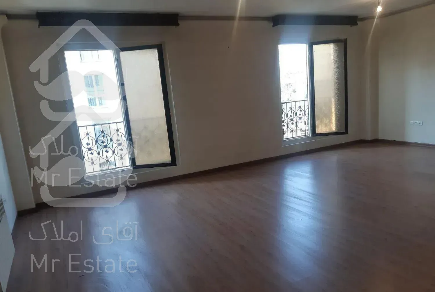 ۱۱۵ متر  تکواحدی / پارک شهرآرا  / فول امکانات