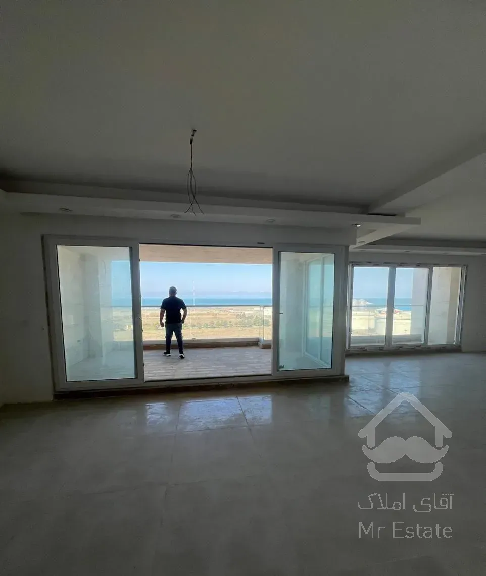 فروش آپارتمان ۲۱۱ متری ۳ خوابه کلید نخورده