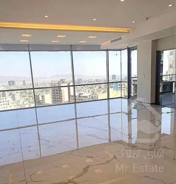 آپارتمان ۳۳۰ متری ۴ خواب +سوییت مجزا/معاوضه