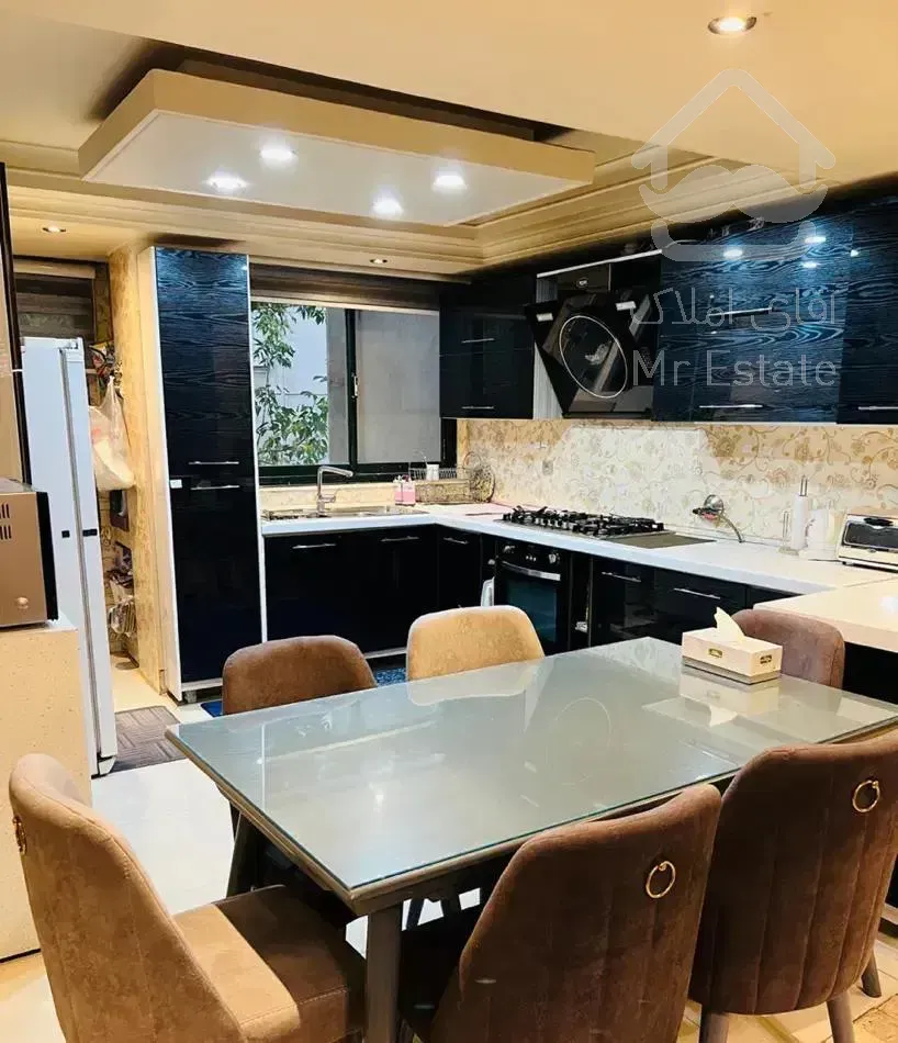 ۲۰۰ متر ۳ خواب تک واحدی قیطریه