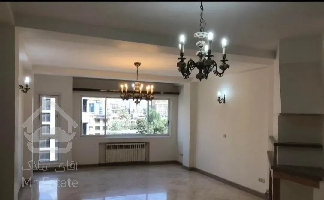 فروش آپارتمان ۱۷۵ متری ۳ خوابه در امانیه