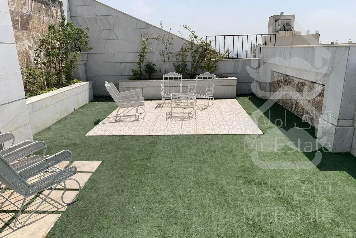 ۱۳۵ متر ۳ خوابه یکساله نور ونقشه