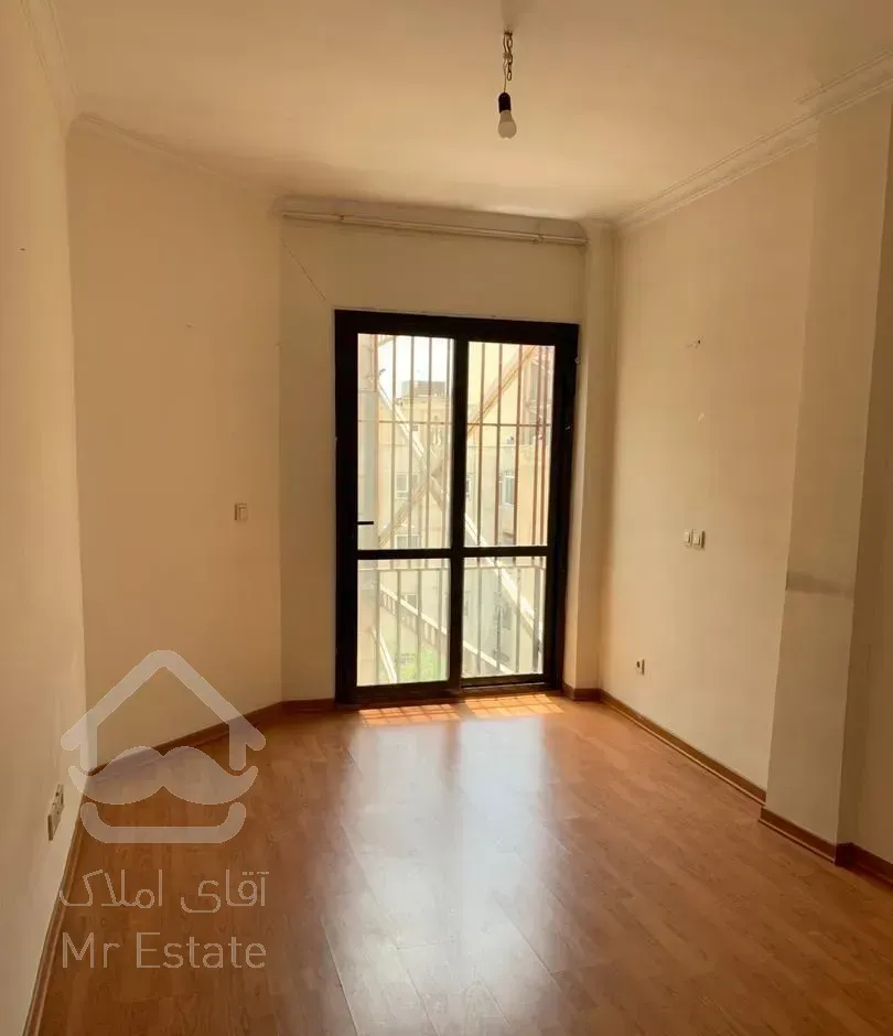 حوالی میدان ولیعصر. ۶۰متر