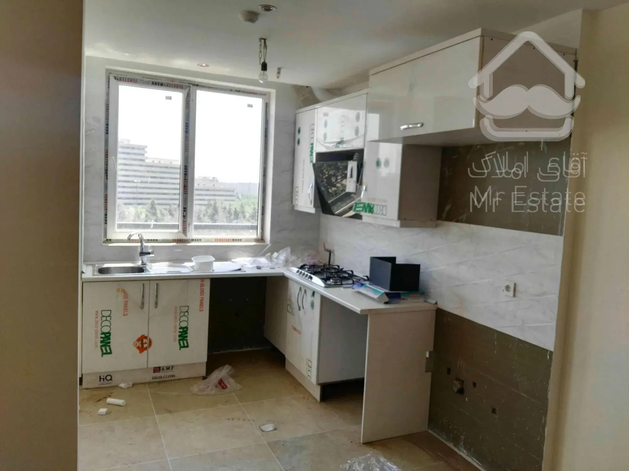 ۹۳ متر دو ساله واقعی فول امکانات فردوس شرق