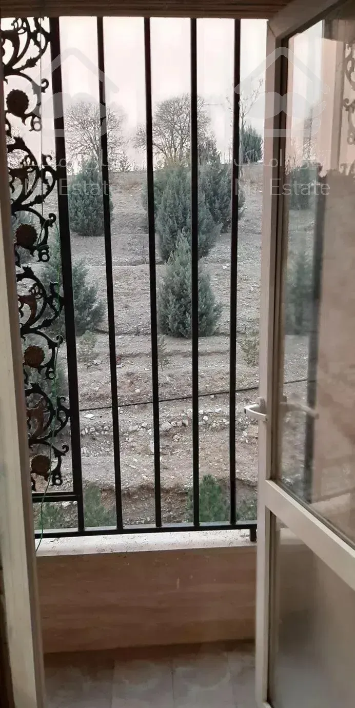 ۹۵متر، ۲خوابه ویو ابدی در دل جنگل لویزان