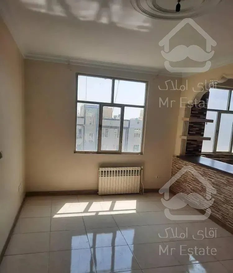 آپارتمان ۶۱ متری ، غرق نور ، تاپ لوکیشن