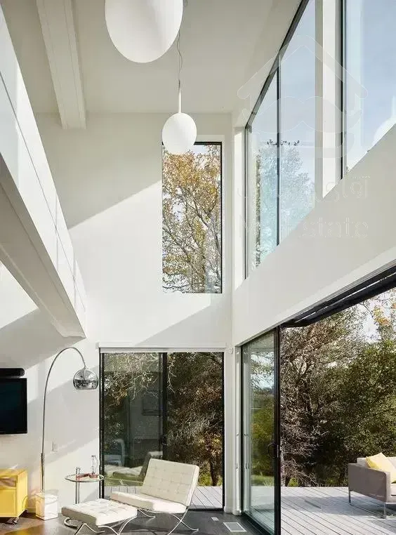 شهرک غرب ویلایی ۶۸۰متر زمین ۹۰۰ متر بنا مدرن فول