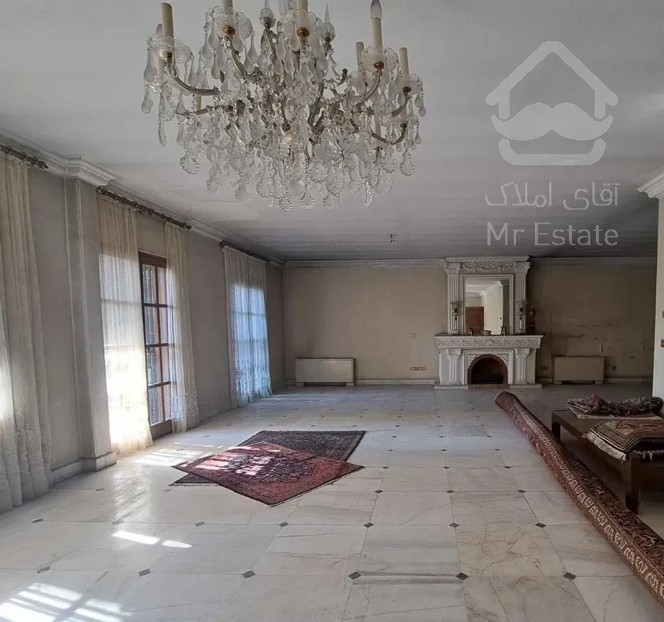 جردن گل گشت/ ۲۲۰متر /۳۰متر تراس/عمارتی شکل