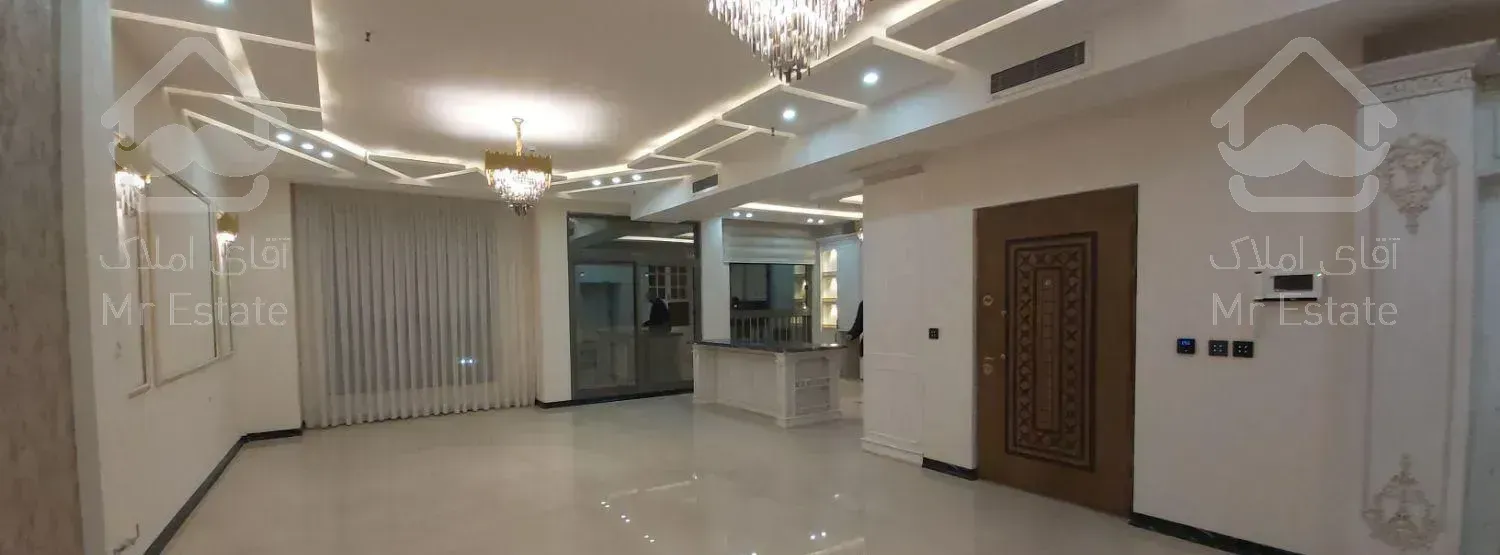 آپارتمان ۱۵۵ متری *روبه‌روی پارک ملت*