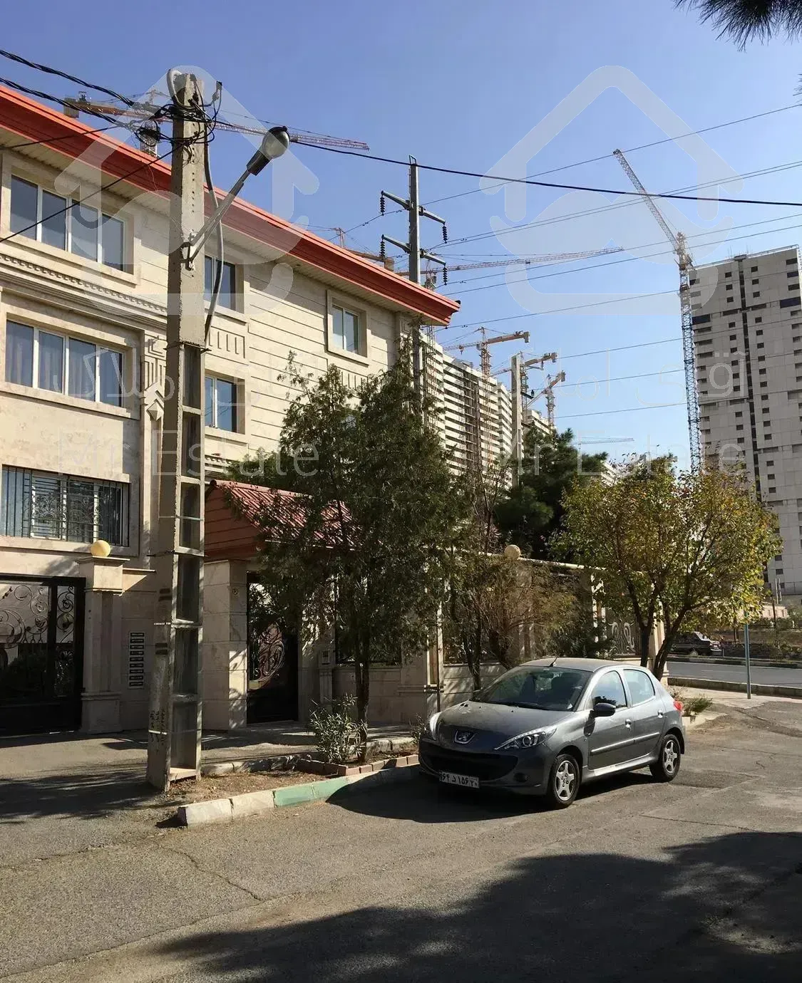 اردستانی همدانی منطقه ۲۲