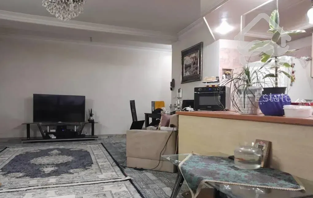 ۶۵متر/طبقه سوم/تکواحدی/خوشنقشه