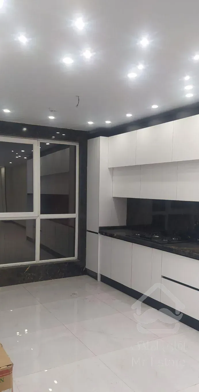 آپارتمان ۱۳۱ متری ۳ خوابه در خیابان اول نیروهوایی