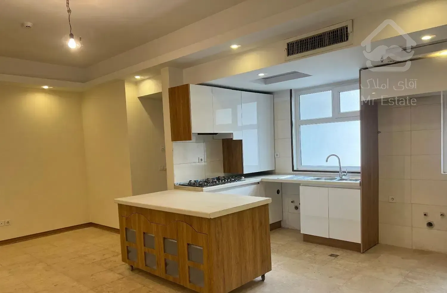 68متر 2خواب نوساز خیابان فرجام