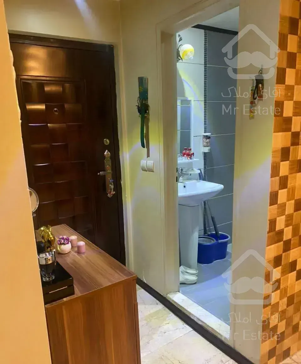 81متر،۲خ،فول۲ پارکینگ سندی،زرین،مالک هستم