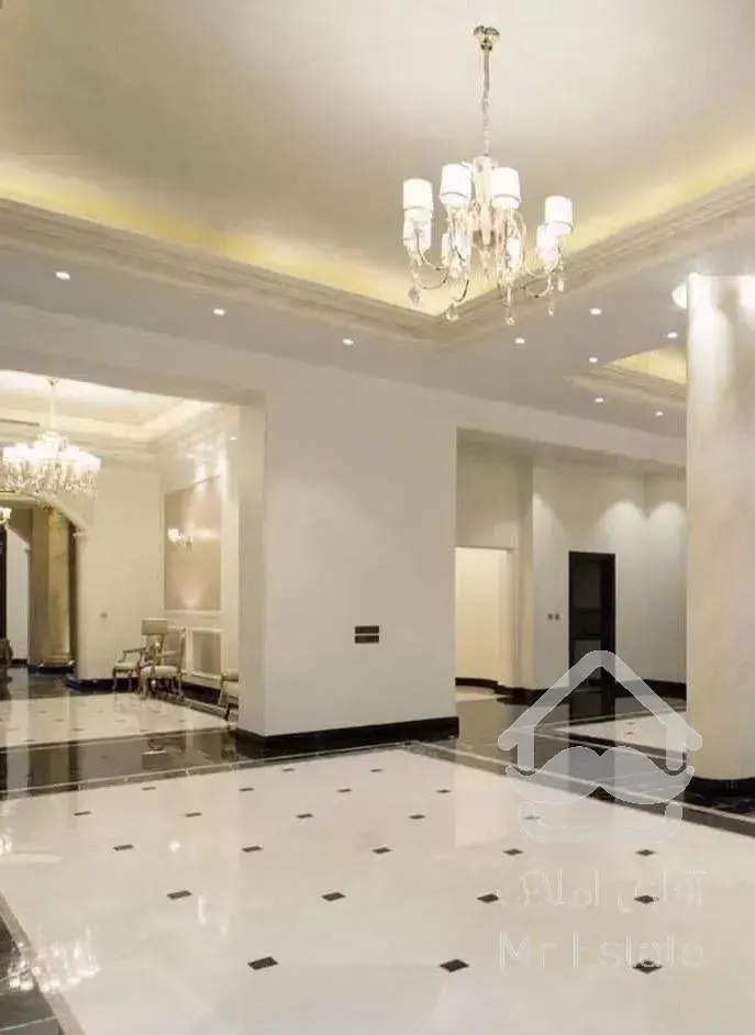 ۱۸۰متر نوساز دروس *مشاعات دار-۲پارکینگ* لوکیشن تاپ