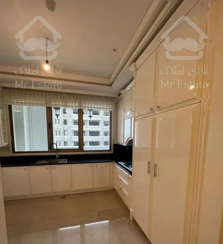 93متری/نوساز/میدان کودک