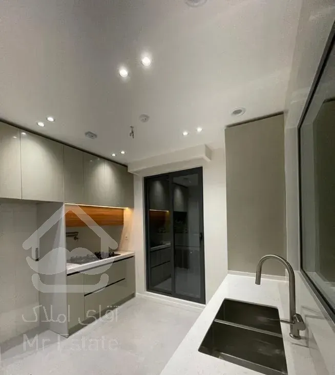 ۹۴ متر/ تک فایل شیک منطقه / فول امکانات