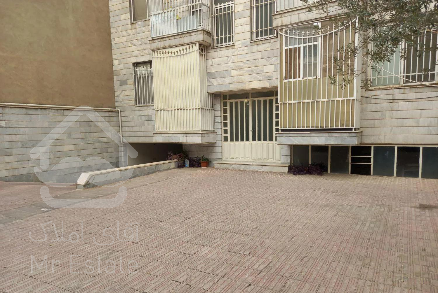 آپارتمان 82متری 2خوابه