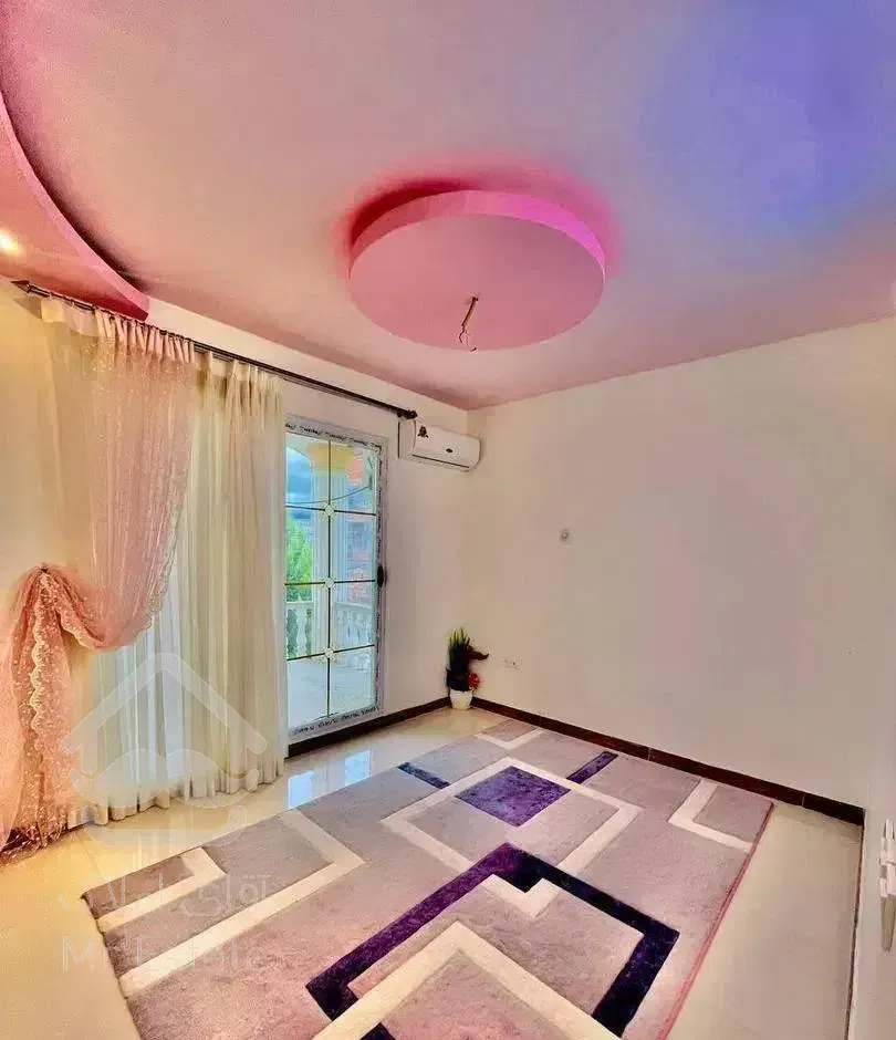 ویلا دوبلکس ۳۰۰ متری مبله سند دار