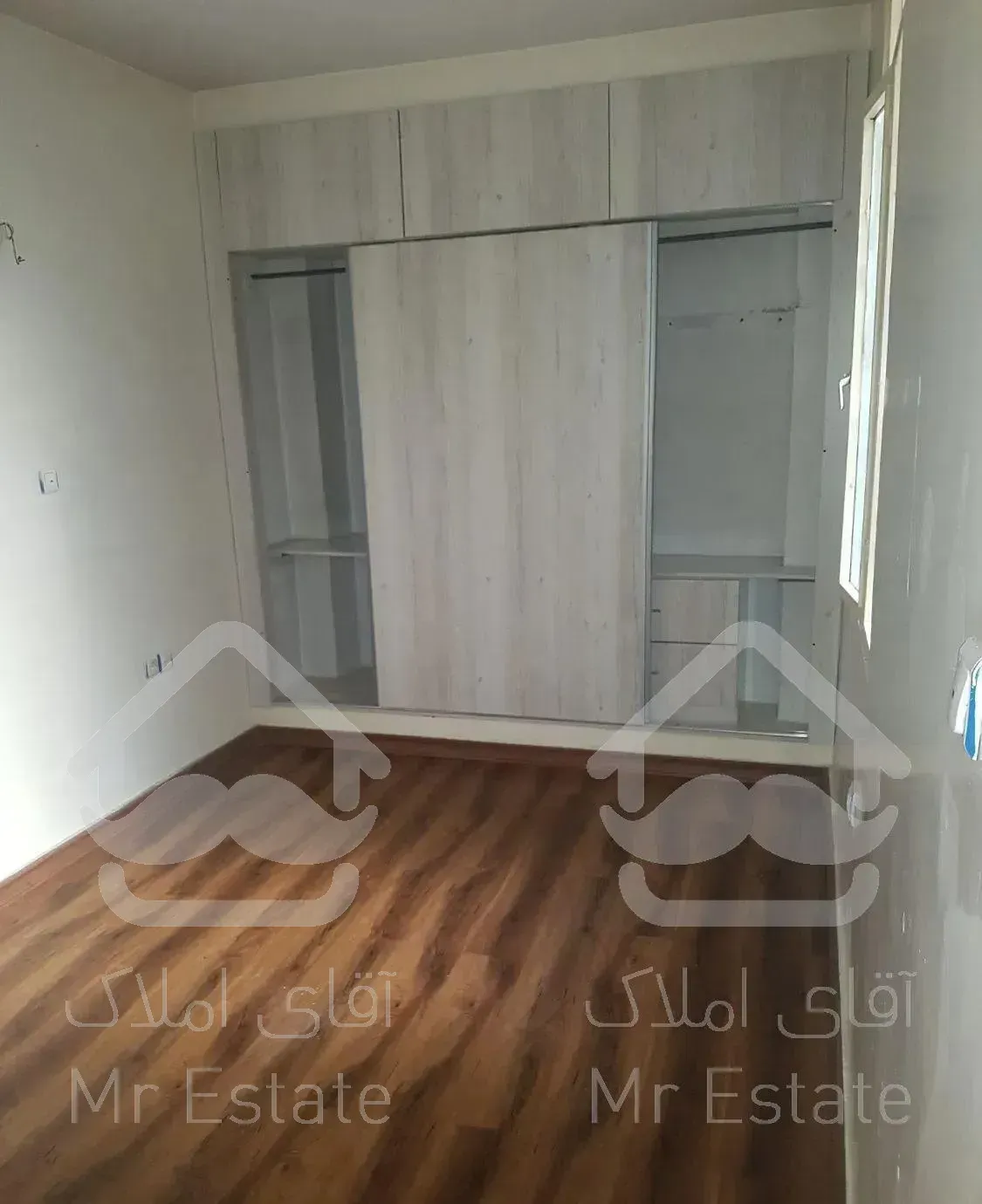 ۶۴ متر  تهرانپارس غربی  با امکانات