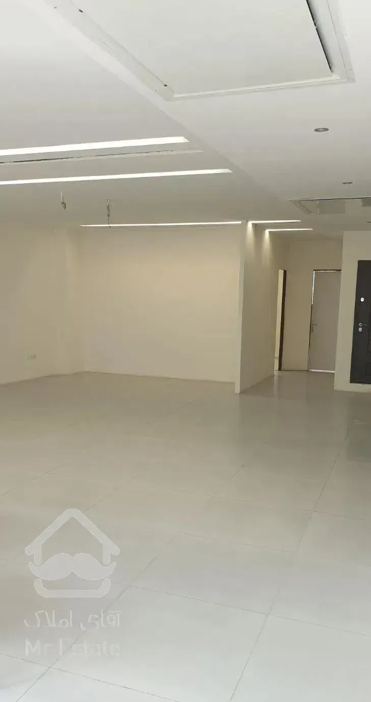 ۱۸۰ متر اداری ،۲خواب،سالن بزرگ،تک واحدی