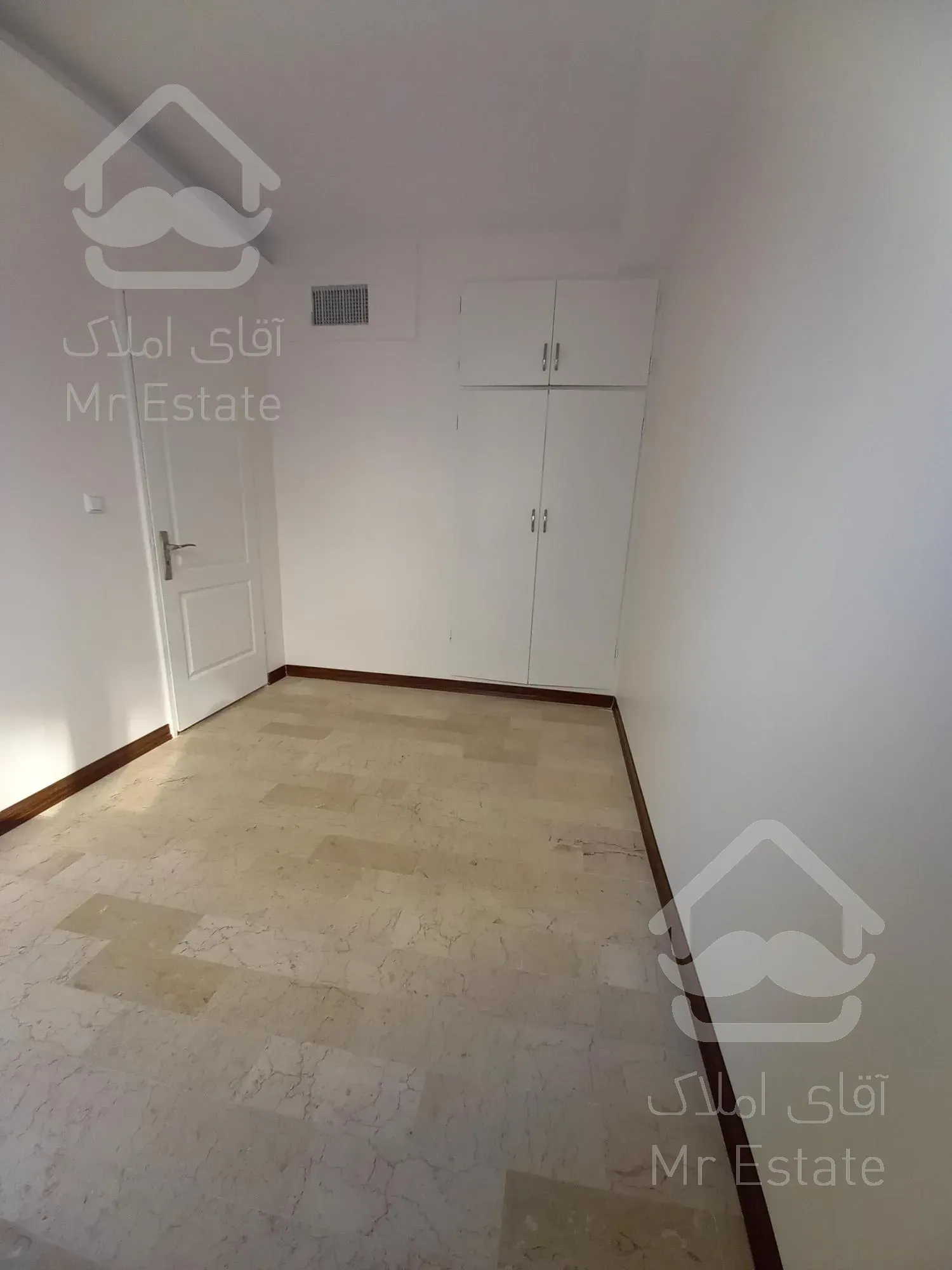 ۵۴متر کم سن در پونک اشرفی اصفهانی