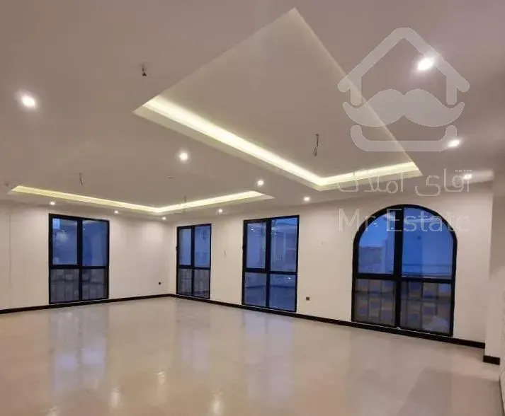 آپارتمان145متری برکپورسر*3نبش*بازسازی شیک