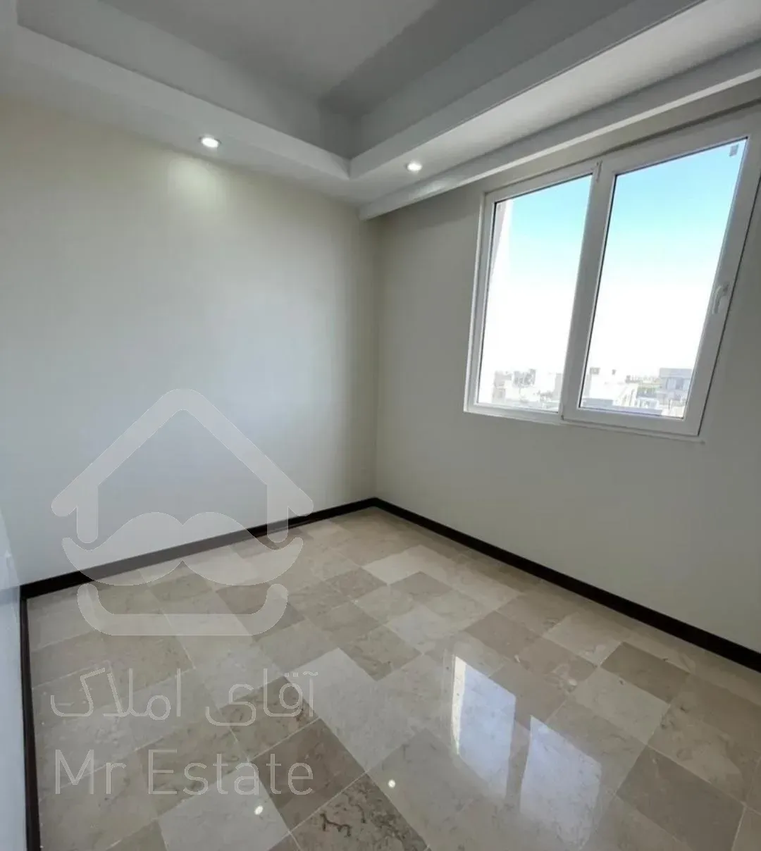 ۱۰۰متر/فول امکانات/کلید نخورده/بریانک